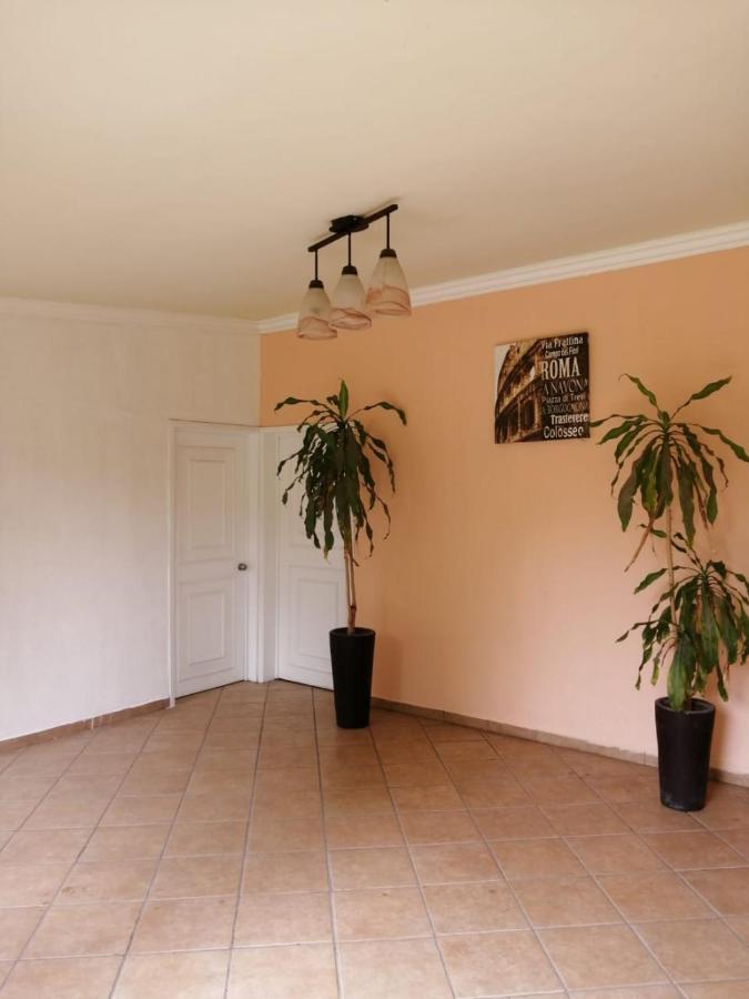 Hotel Quinta Del Descanso Cuautla  ภายนอก รูปภาพ