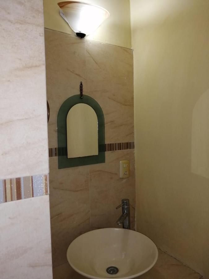 Hotel Quinta Del Descanso Cuautla  ภายนอก รูปภาพ