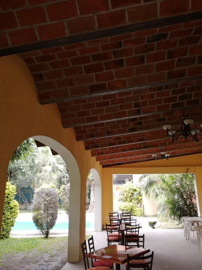 Hotel Quinta Del Descanso Cuautla  ภายนอก รูปภาพ