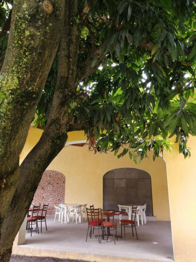 Hotel Quinta Del Descanso Cuautla  ภายนอก รูปภาพ