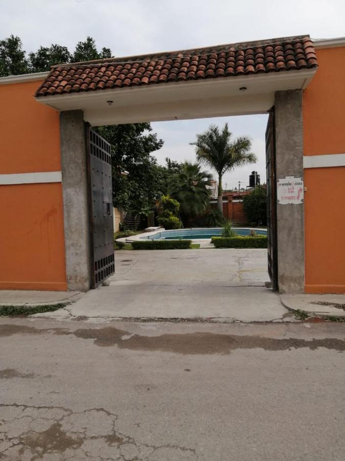 Hotel Quinta Del Descanso Cuautla  ภายนอก รูปภาพ